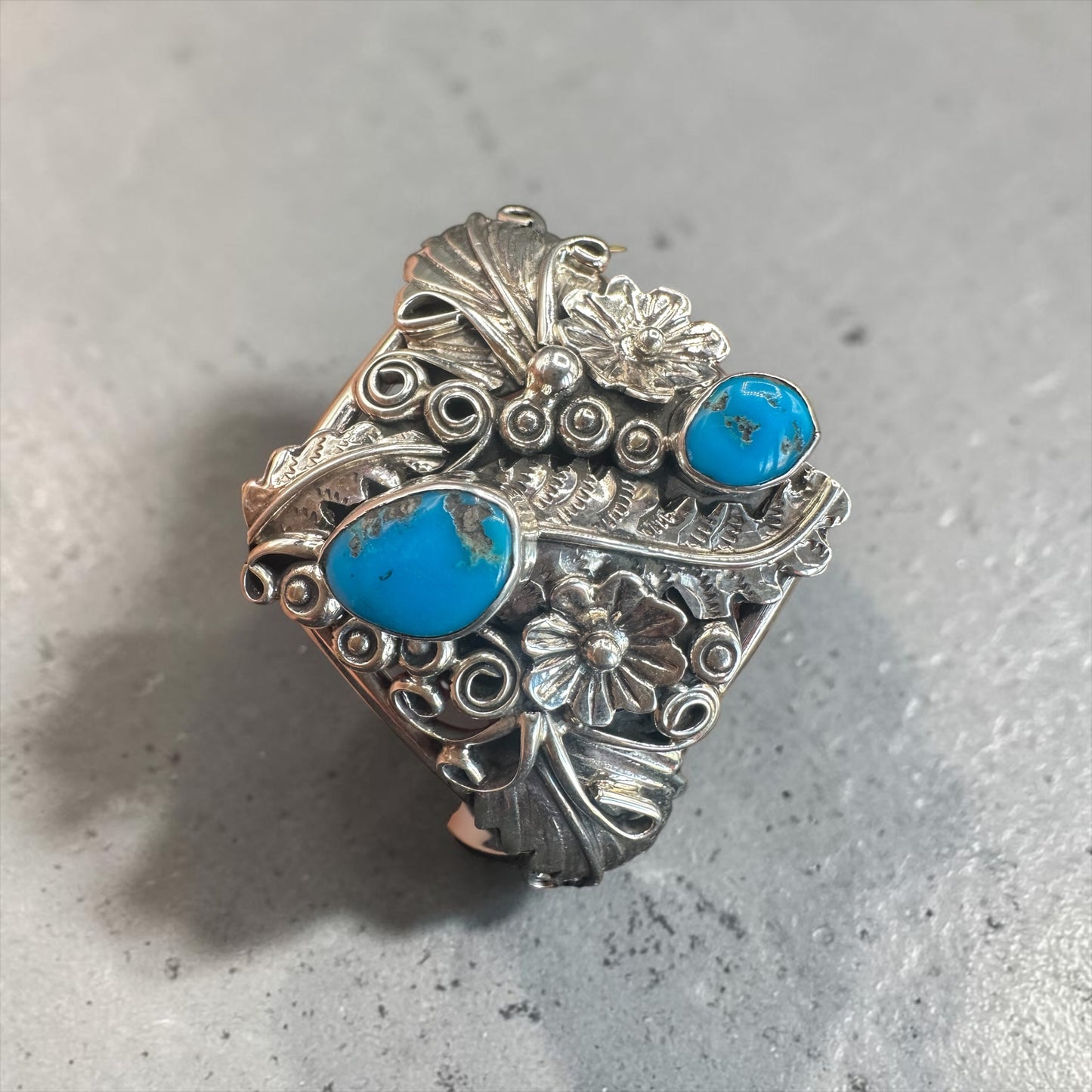 Harrison Yazzie - Genuine Turquoise & Sterling Silver Cuff Bracelet - Handmade Native American