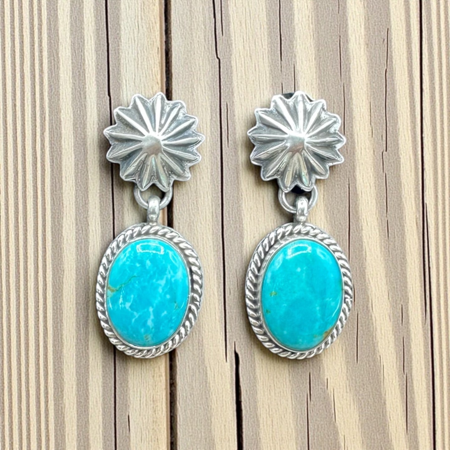 Solitaire - Turquoise and Sterling Silver - Drop Earrings - E. Richards - Handcrafted Native American