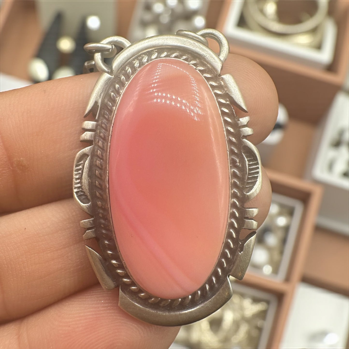 Oval - Queen Pink Shell and Sterling Silver Chain Necklace - Jon McCray - Handcrafted Native American