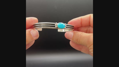 Women's Narrow Cuff Kingman Turquoise and Sterling Silver - Handcrafted Native American - Tom Yazzie, Tommie Yazzie